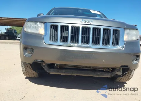 2013 Jeep Grand Cherokee Laredo z USA, uszkodzony, nr VIN 1C4RJEAG7DC579784